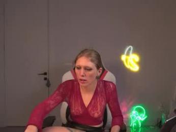 velvettgirl webcam chaturbate model stream image