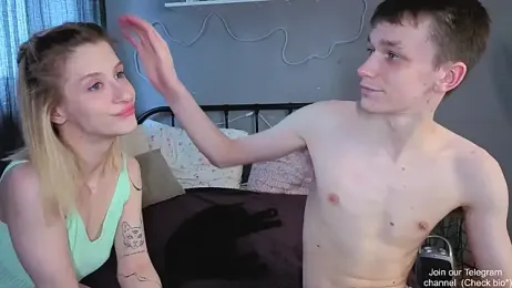 Lewis_and_Marta webcam model stream image