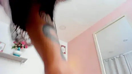 LauraRaider webcam model stream image