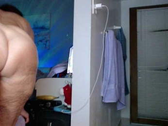 April_XO webcam model stream image