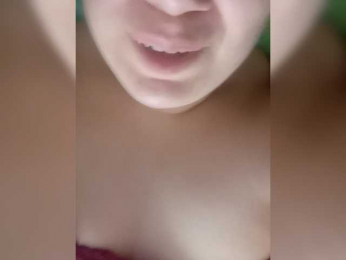 Marinade webcam bongacams model stream image