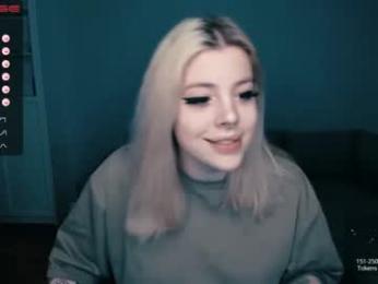 succubus_leslie webcam model stream image