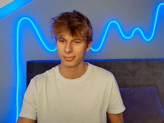 Remy Levine webcam model stream image