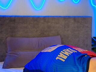 Remy Levine webcam model stream image