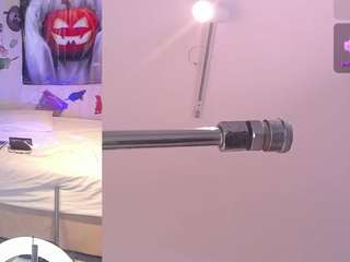 petiteari webcam model stream image