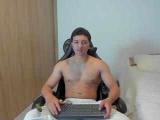 Zion Gates webcam model stream image