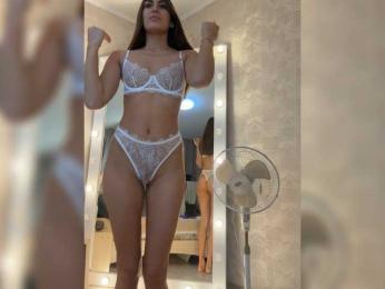 MaggieTurner webcam model stream image