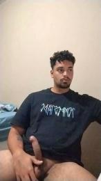 xcumshot3323 webcam model stream image