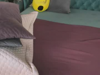 naughtyylory webcam model stream image