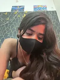 Sexykhushi041 webcam model stream image