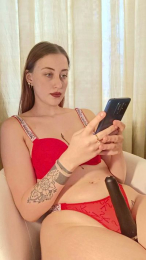 SusieRedd webcam cam4 model stream image