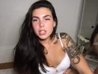 stacywithuu webcam model stream image