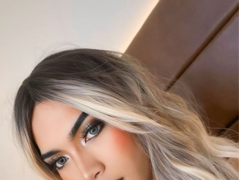 AmarraSins webcam model stream image
