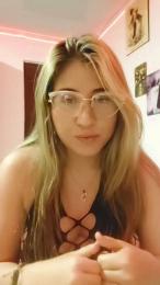 ilonka_Ui webcam model stream image