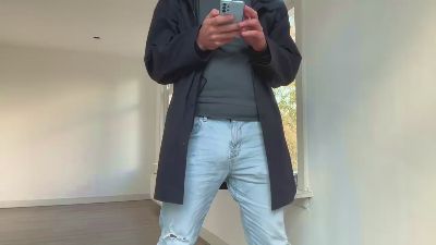 hotbody18y webcam model stream image