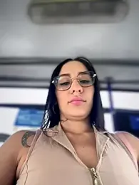 __IRIS__ webcam stripchat model stream image