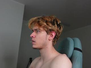 Logan Fraser webcam model stream image