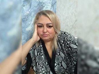 BigMilf webcam model stream image