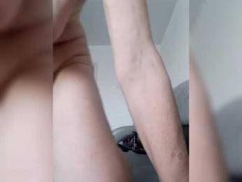 Lana-11 webcam bongacams model stream image