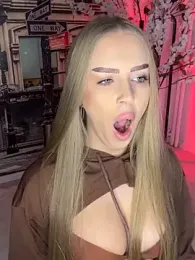 AubrieleRouj1 webcam stripchat model stream image