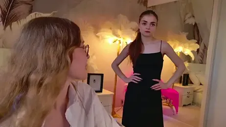 MandyMils webcam model stream image