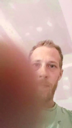 Yeaah webcam model stream image