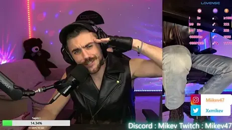 Mikev webcam stripchat model stream image