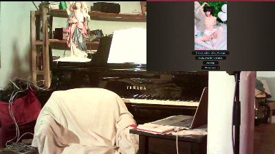 PianoTobe webcam model stream image