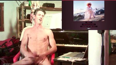 PianoTobe webcam model stream image