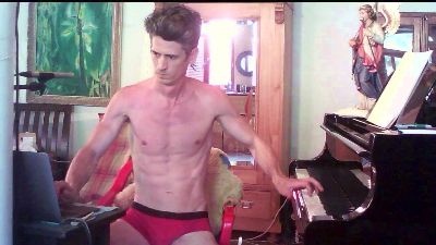 PianoTobe webcam model stream image