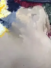 Monty080 webcam model stream image