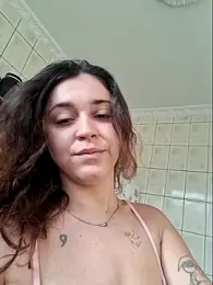 luuhcat09 webcam model stream image