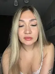 wineandboobss webcam model stream image