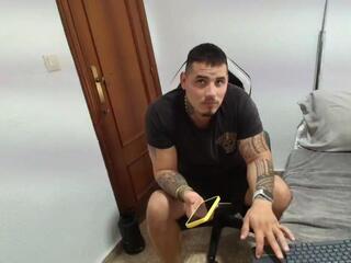 Milan Thomson webcam model stream image