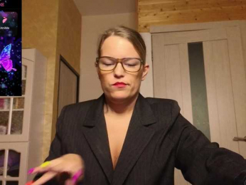 Findom_Lady_Shine webcam model stream image