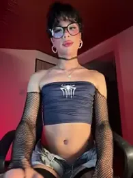 sue___0 webcam model stream image