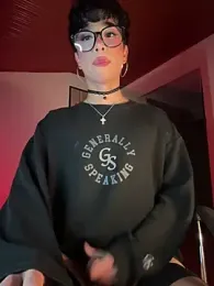 sue___0 webcam model stream image