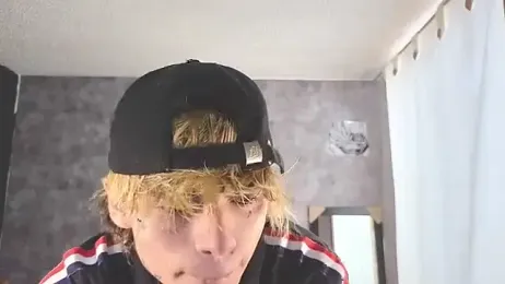AcidMilo webcam model stream image