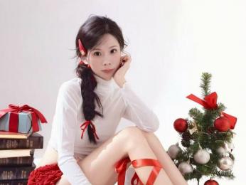 JulieLuLu webcam model stream image