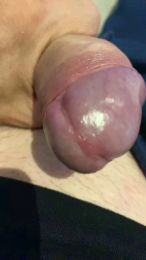 Luca075 webcam model stream image