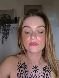 Goldloeckchen159 webcam model stream image
