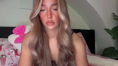 KENNIEXROSE webcam stripchat model stream image