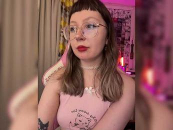 henby_streams webcam model stream image