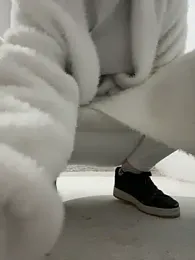 Cumonmme webcam model stream image