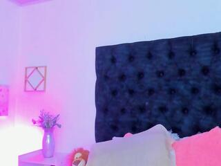 Miia Foxx webcam model stream image