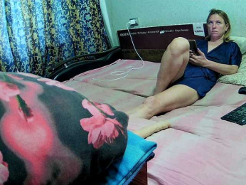 ptichka38 webcam model stream image