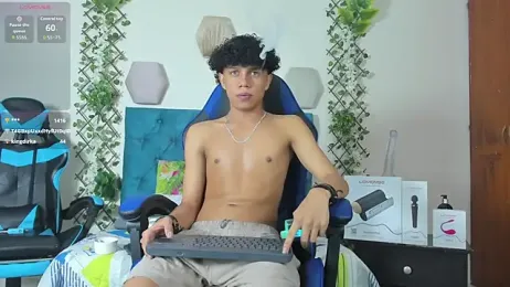 _taylor_black webcam model stream image