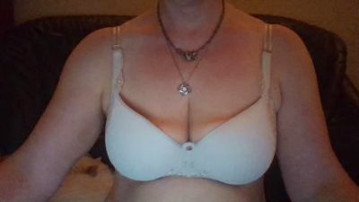 Bigboobtiffy webcam model stream image