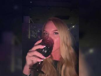 DOMINATRIX77 webcam model stream image