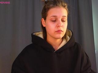 Doris Burks webcam model stream image